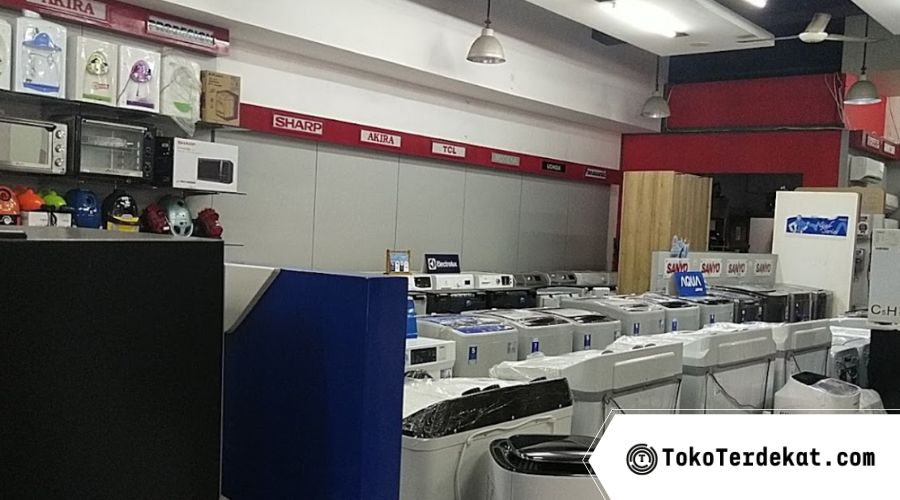 Bright Lights in Cilacap's Heart: Gebyar Elektronik Toko